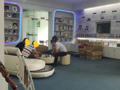 韩国客户来访启航电子东莞手机保护膜厂家