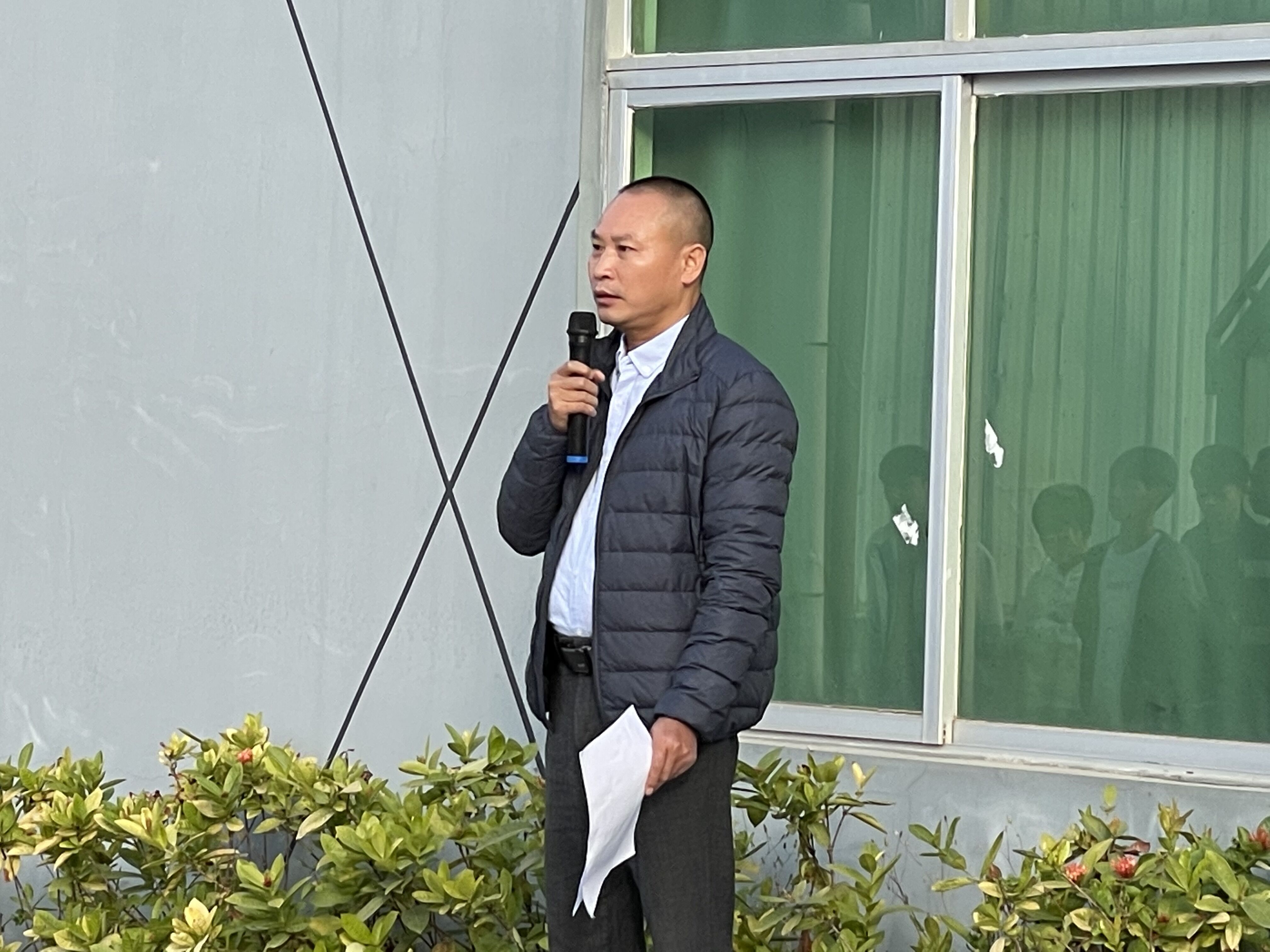 启航电子定制钢化膜厂家