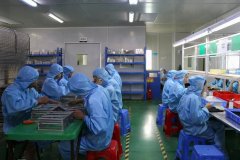 深圳客户来访启航电子手机钢化膜商家